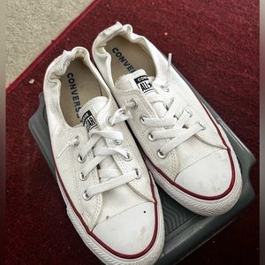 Converse All Stars size 8 tennis shoes